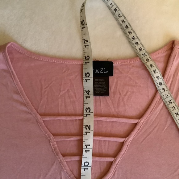 NWOT Pink Top - Picture 4 of 8